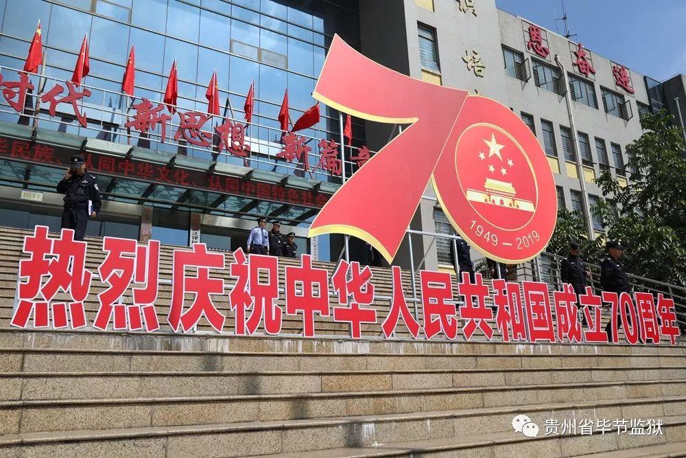 解答你所有问题的吉鹿力问答社区 - 新买了一件衣服太肥了,怎么可以弄瘦一点?